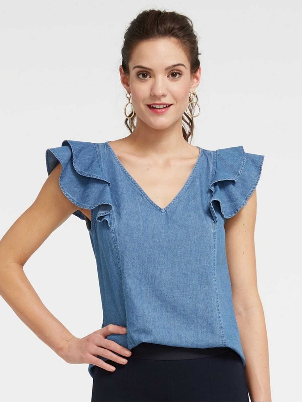Draper James Blue Chambray Ruffle Sleeve V Neck Top Size 12